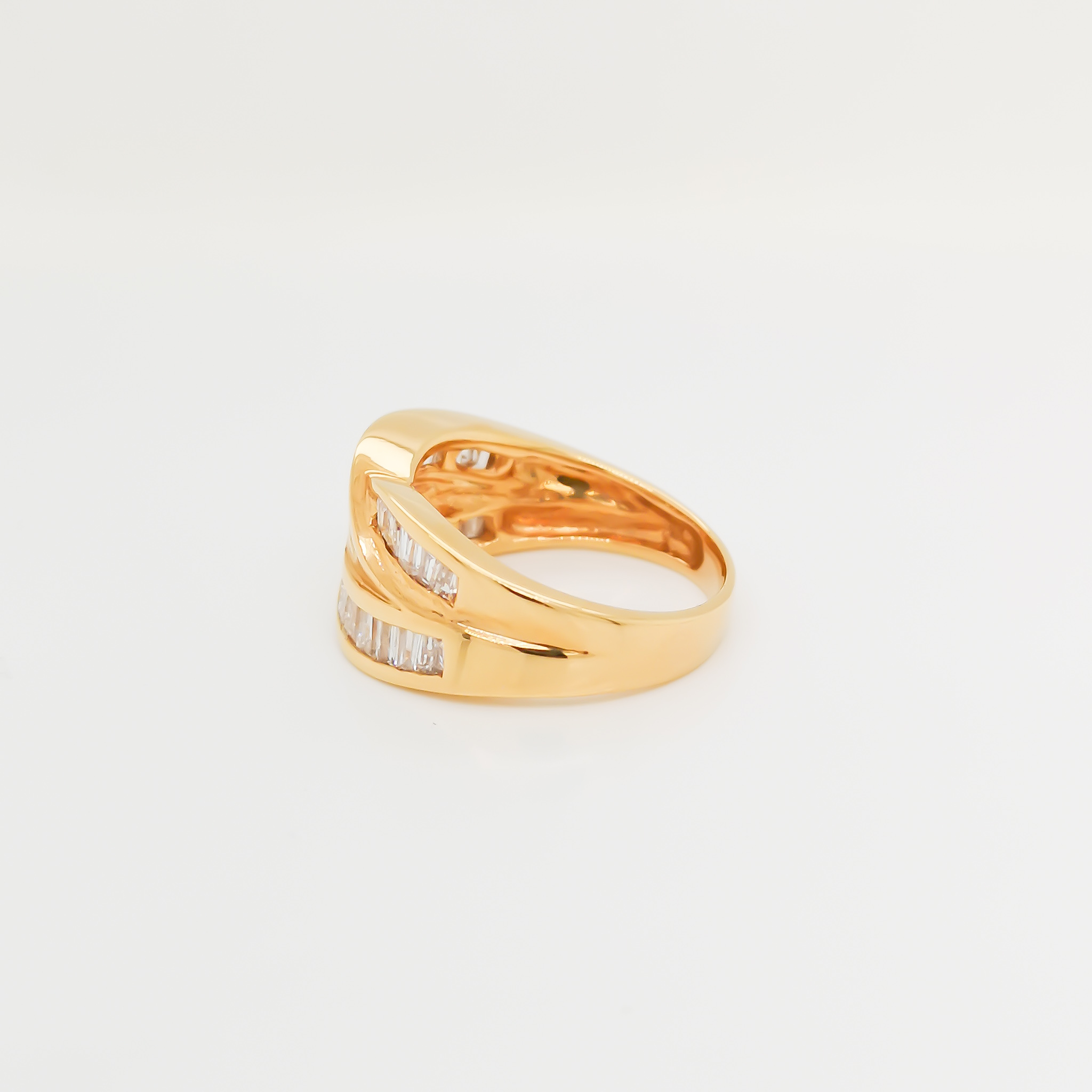 Tapered Diamonds Ring - ValueMax Jewellery