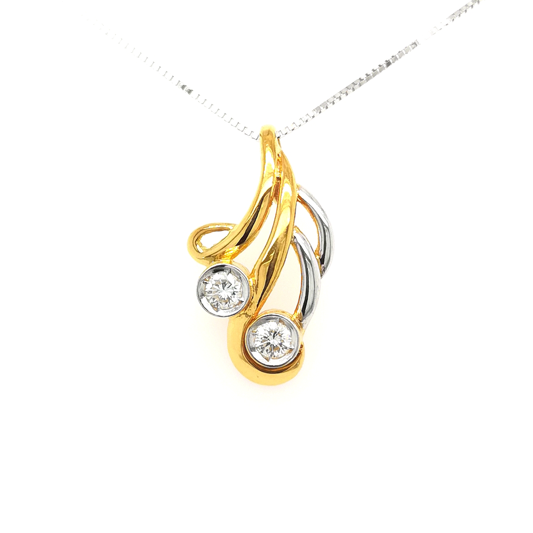 letter c pendant gold