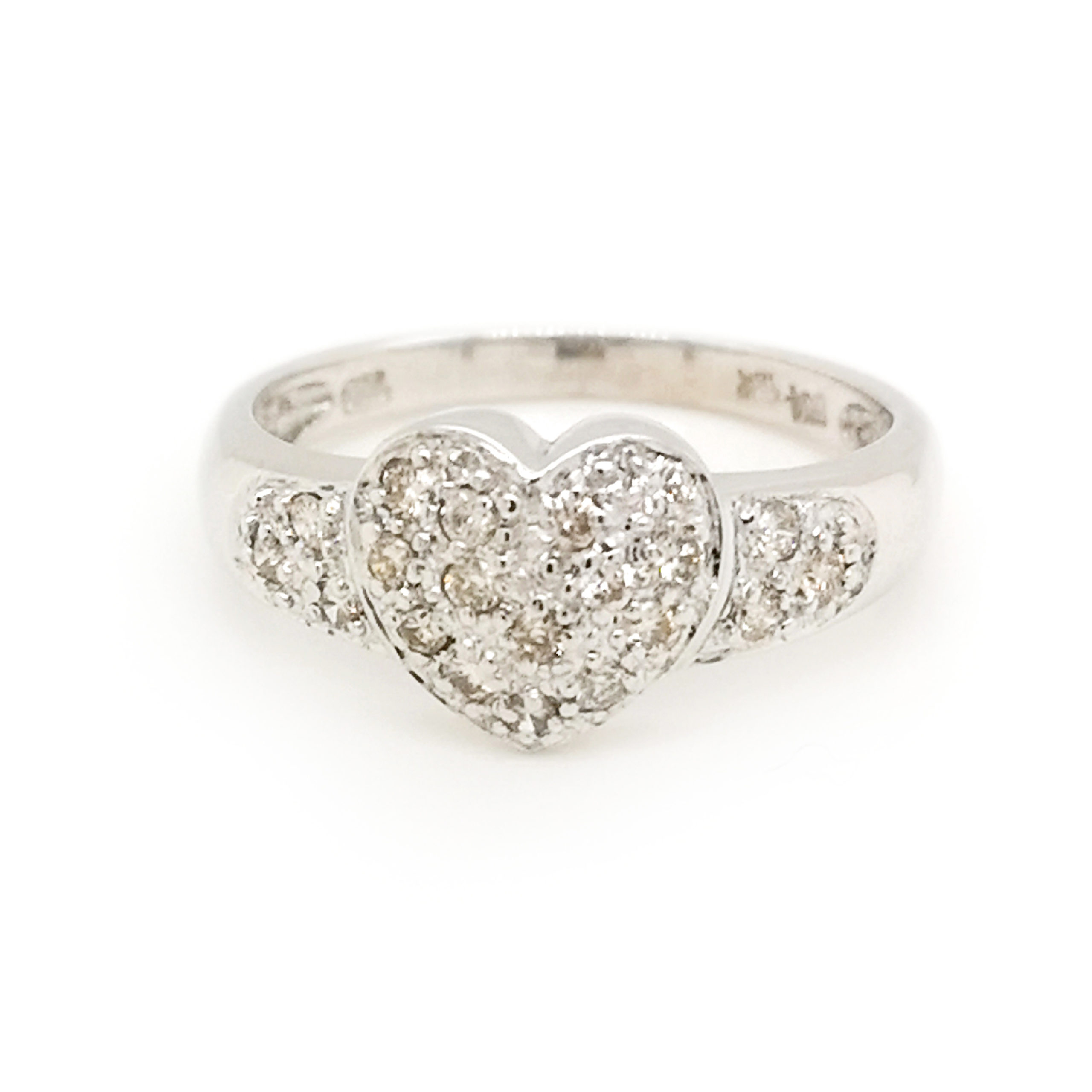 18K White Gold Diamond Heart Ring - ValueMax Jewellery
