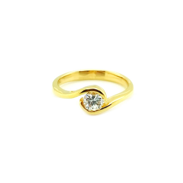 20K Yellow Gold Diamond Ring