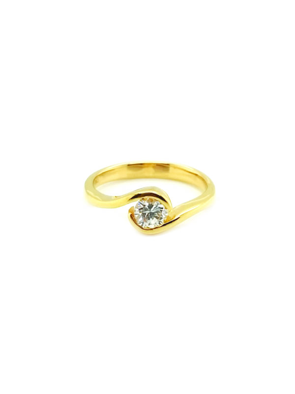 20K Yellow Gold Diamond Ring