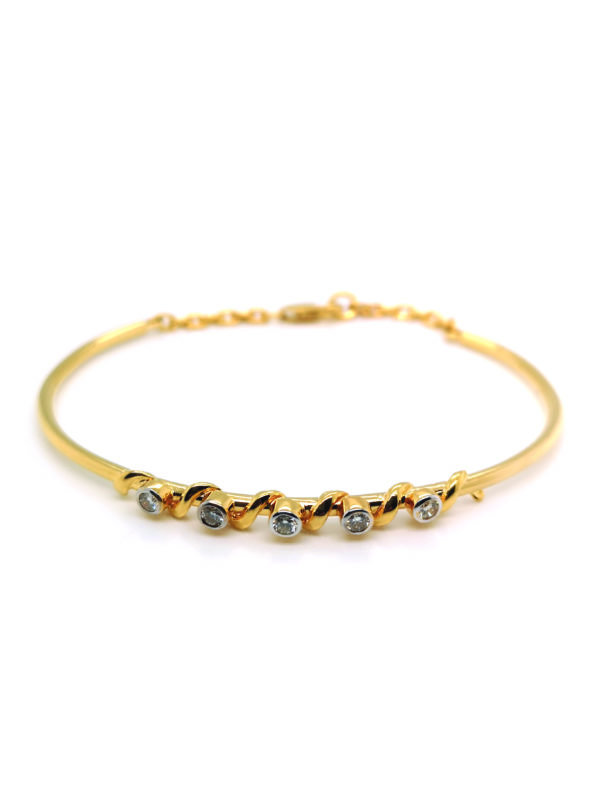 18K Yellow Gold Diamond Bangle