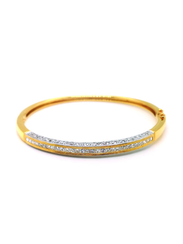 20K Yellow Gold Diamond Bangle