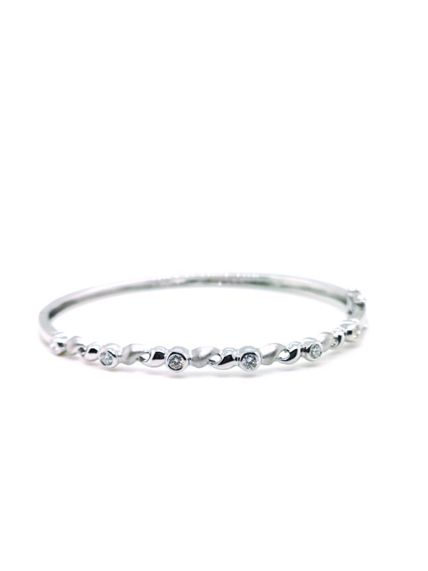 18K White Gold Diamond Bangle