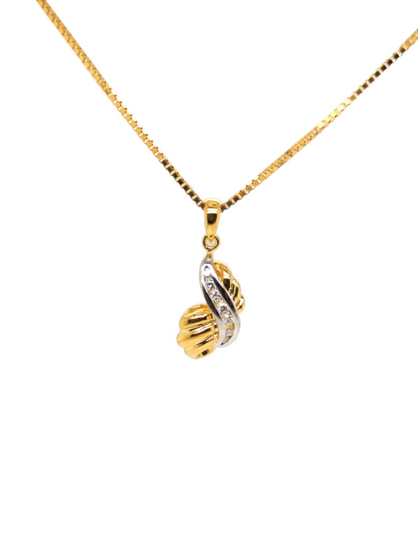 20K Yellow Gold 2 Tone Diamond Pendant