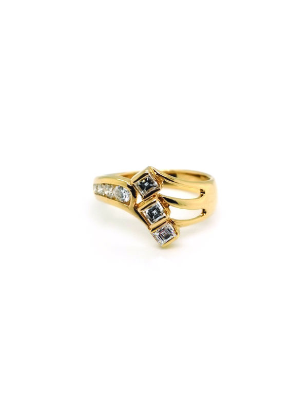 14K Yellow Gold Diamond Ring