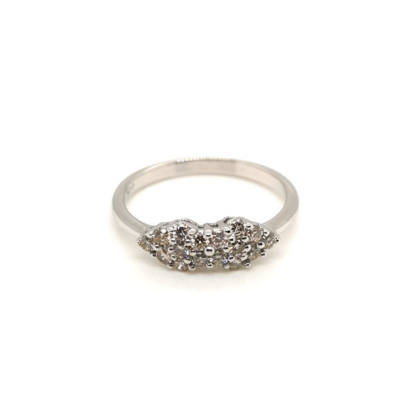 18K White Gold Diamond Ring