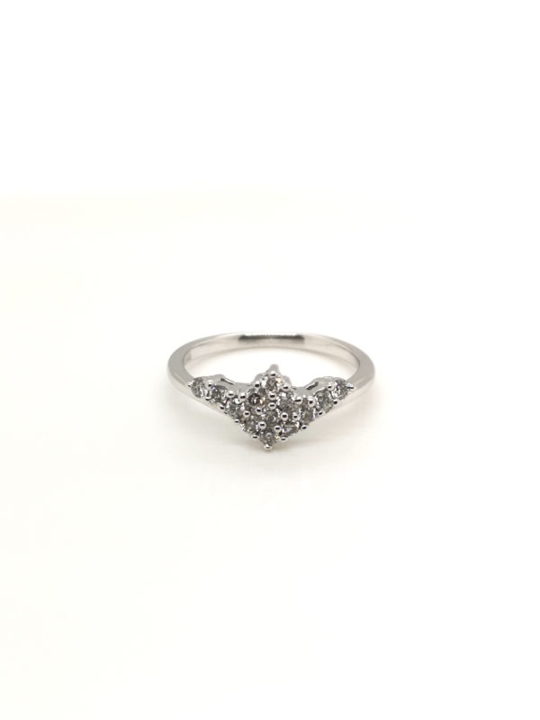 18K White Gold Diamond Ring