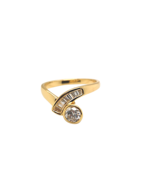 18K Yellow Gold Diamond Ring