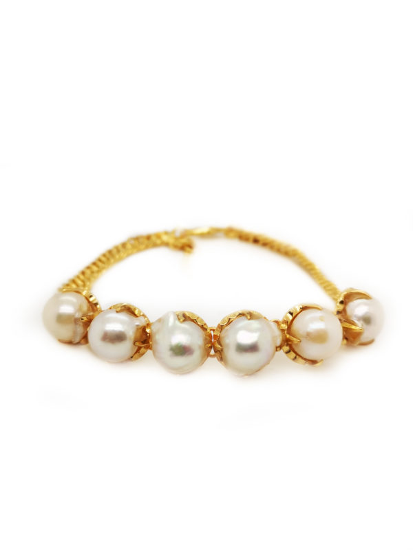 20K Yellow Gold Pearl Bracelet