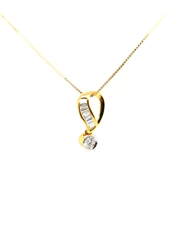 20K Yellow Gold Diamond Pendant