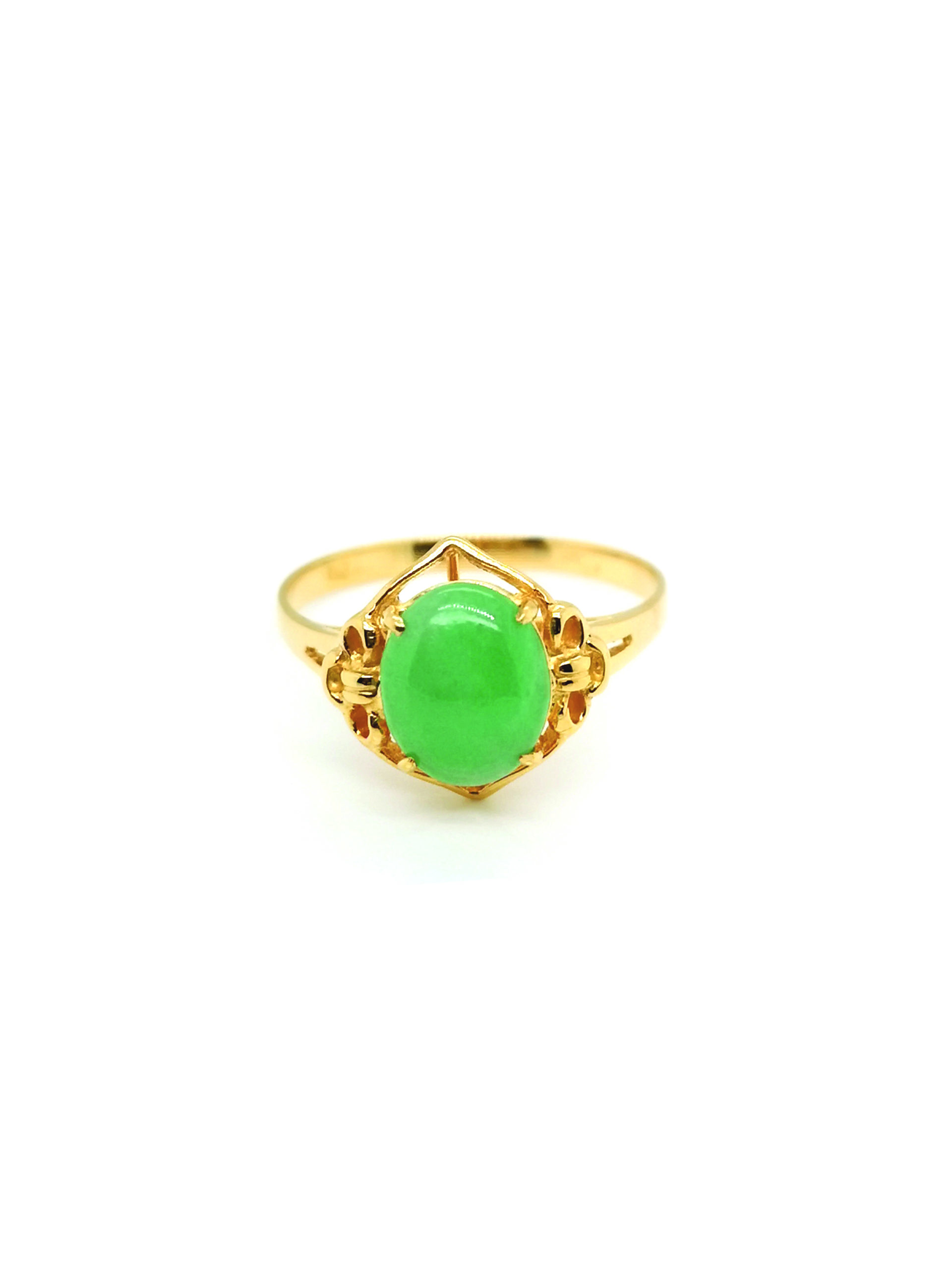 yellow gold jade ring