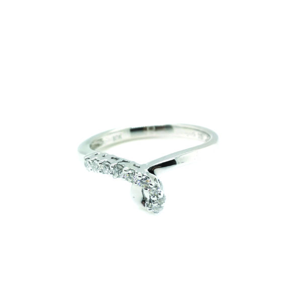 18K White Gold Diamond Ring