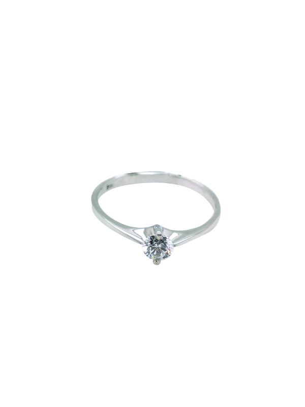 18K White Gold Diamond Ring