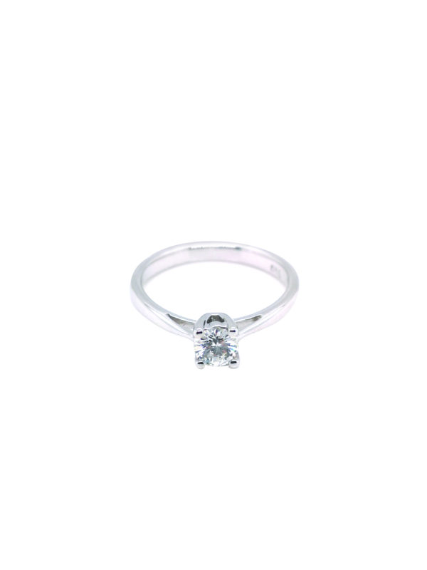 18K White Gold Diamond Ring