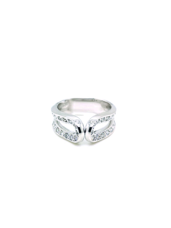 18K White Gold Diamond Ring