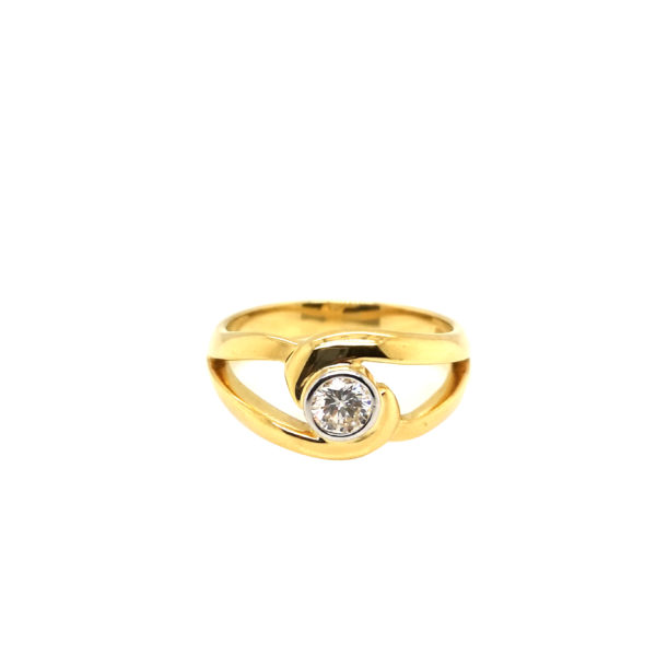 18K Yellow Gold Diamond Ring