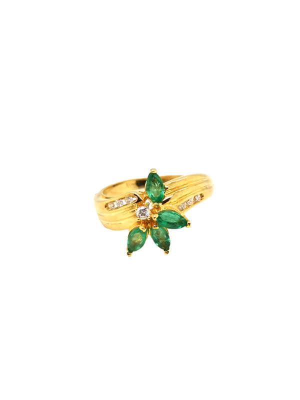 18K Yellow Gold Emerald Diamond Ring