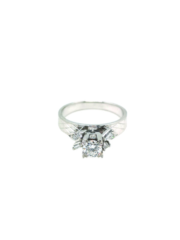 14K White Gold Diamond Ring