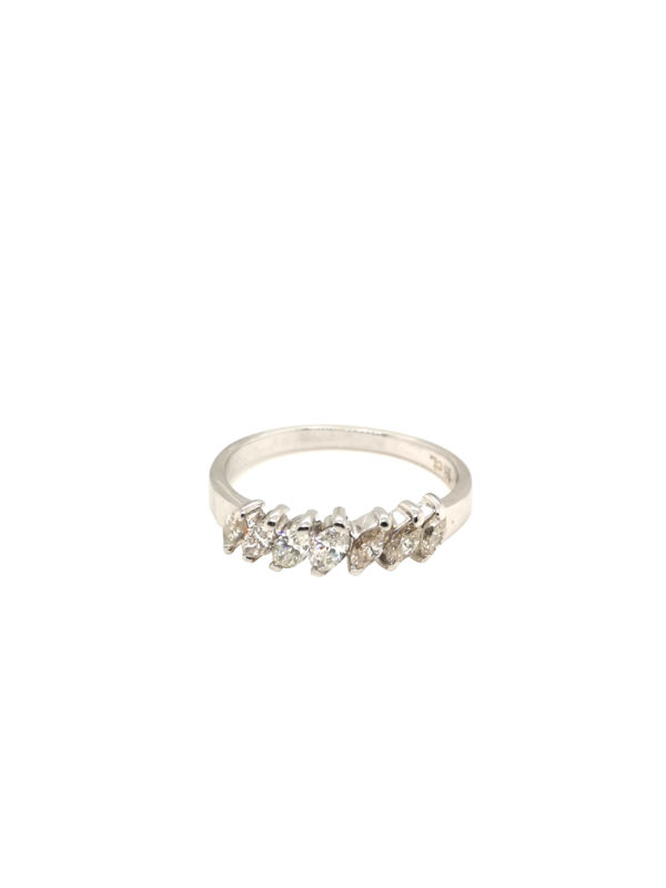 18K White Gold Diamond Ring